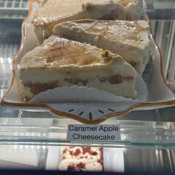 Di Tazza - Caramel apple cheesecake - Italian Near Me - Vancouver, Washington Di Tazza - Caramel apple cheesecake - Italian Near Me - Vancouver, Washington
