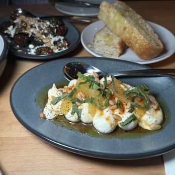 Aperi - House-made Ricotta - Wine Bars Near Me - St. Louis, Missouri