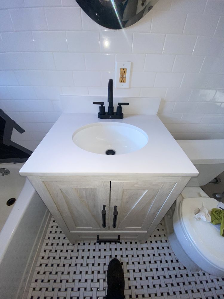 Slide of Plumbing pros