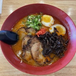 Tonkotsu. Tonkotsu.