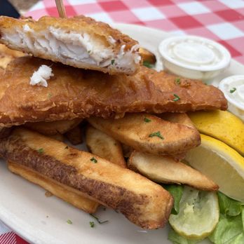 Patterson's Pub - Haddock fish and chips - American Near Me - Mendocino, California Patterson's Pub - Haddock fish and chips - American Near Me - Mendocino, California