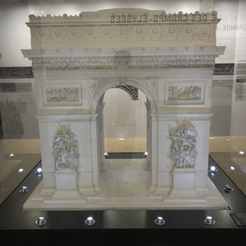 L'Arc de Triomphe - Landmarks & Historical Buildings Near Me - Paris, 75 L'Arc de Triomphe - Landmarks & Historical Buildings Near Me - Paris, 75
