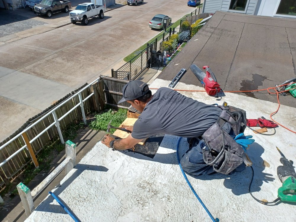 Slide of Jorge O&G Roofing and Construction