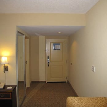 Hampton Inn Pikeville - Hotels Near Me - Pikeville, Kentucky