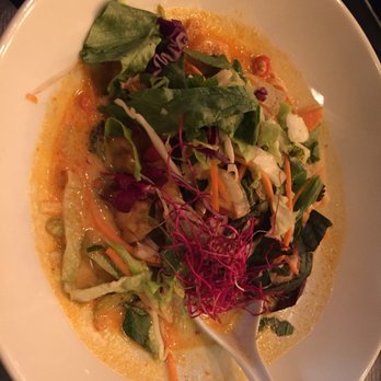 Cat Tuong - Vegan Near Me - Berlin, BE