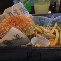 Fábrica Gourmet Hamburgueria