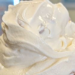 Milwaukee Frozen Custard - Chocolate chip cookie dough