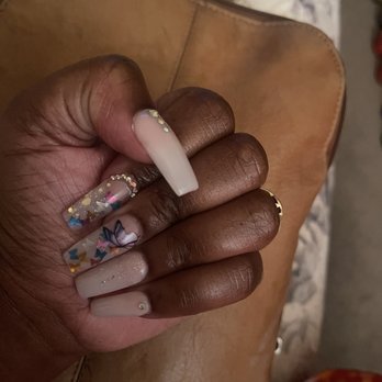 Cali Nails - Nail Salons Near Me - Bakersfield, California