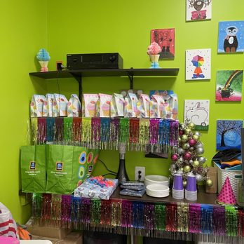 sweetFrog Premium Frozen Yogurt - Treat bags for the children - Ice Cream & Frozen Yogurt Near Me - Laurel, Maryland sweetFrog Premium Frozen Yogurt - Treat bags for the children - Ice Cream & Frozen Yogurt Near Me - Laurel, Maryland