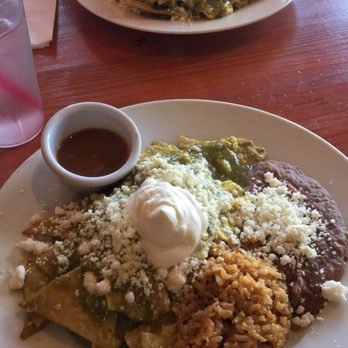 Tomas Cafe - Jesus 's Chilaquiles - Breakfast & Brunch Near Me - Oxnard, California Tomas Cafe - Jesus 's Chilaquiles - Breakfast & Brunch Near Me - Oxnard, California