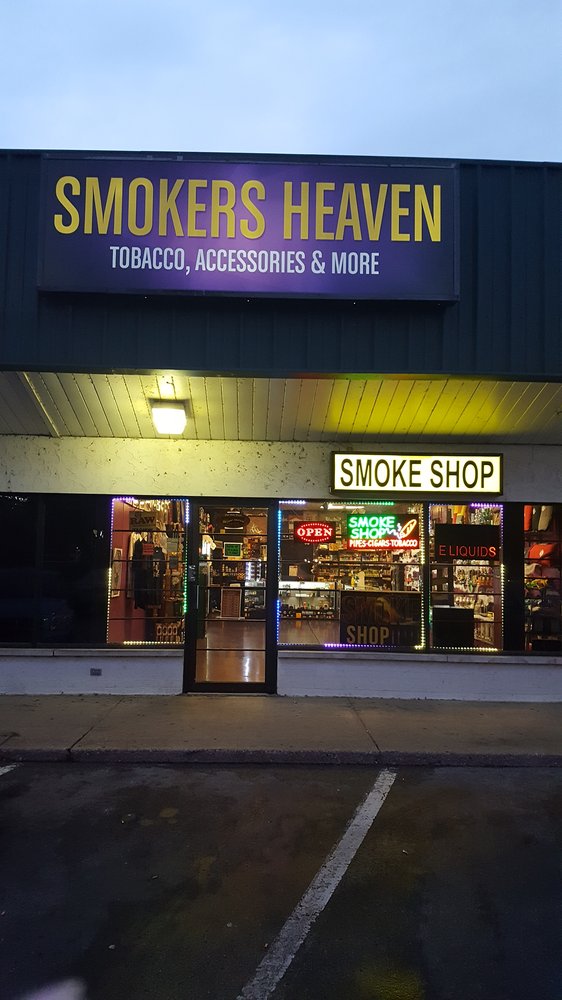 SMOKER’S HEAVEN Updated October 2024 3600 Frederica St, Owensboro