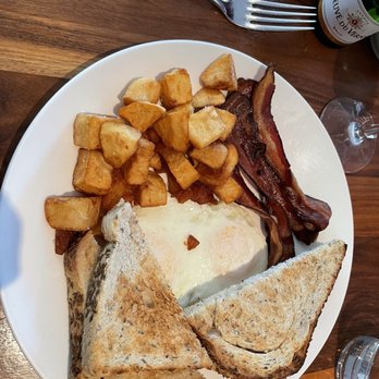 Heirloom - New American Near Me - New Haven, Connecticut