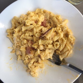 Yard House - This is there Mac and Cheese and it is so good my waiter was the best I loved him really good service - Bars Near Me - Long Beach, California