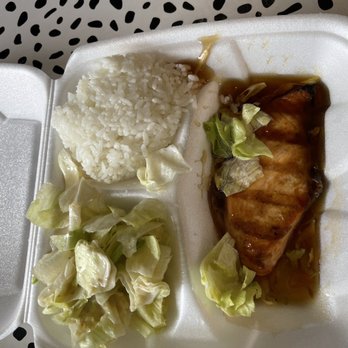 Tachikawa - Lunch box with salmon teriyaki - Japanese Near Me - Pinole, California Tachikawa - Lunch box with salmon teriyaki - Japanese Near Me - Pinole, California
