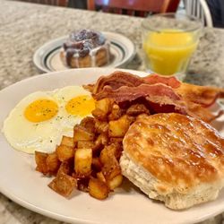 Skillets Country Kitchen - Hearty Breakfast