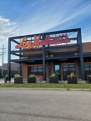 Lou Malnati's Pizzeria by null