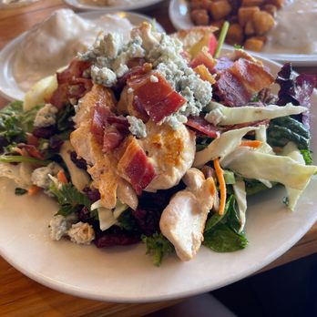Pine Country Restaurant - That Sounds Good Salad - Breakfast & Brunch Near Me - Williams, Arizona