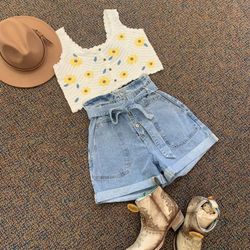 Merle Norman Cosmetic Studio - Summer looks on sale