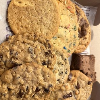 Insomnia Cookies - All good - Desserts Near Me - Atlanta, Georgia Insomnia Cookies - All good - Desserts Near Me - Atlanta, Georgia