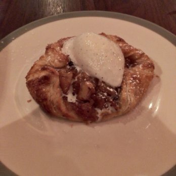 Charcoal Venice - Apple turnover DineLA Restaurant Week - New American Near Me - Venice, California Charcoal Venice - Apple turnover DineLA Restaurant Week - New American Near Me - Venice, California