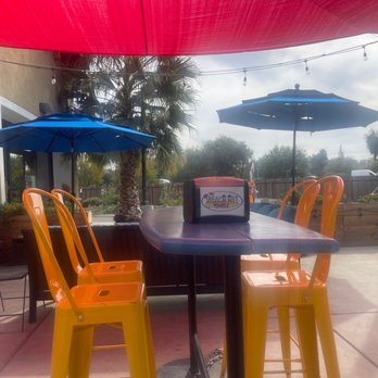 Beach Hut Deli - Outdoor patio - Sandwiches Near Me - Davis, California