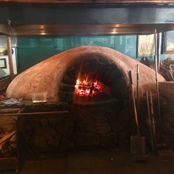 Flatbread Company - The huge oven - Pizza Near Me - Paia, Hawaii Flatbread Company - The huge oven - Pizza Near Me - Paia, Hawaii
