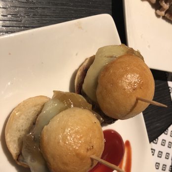 Vinitus - Mini burgers - Tapas Bars Near Me - Barcelona, B