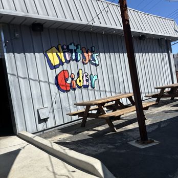 Nitty’s Cider - Outside - Cideries Near Me - Sacramento, California Nitty’s Cider - Outside - Cideries Near Me - Sacramento, California