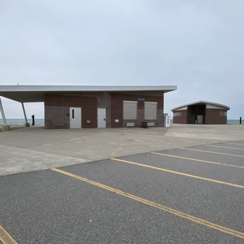 Warren Dunes State Park - There's 3 parking lots and each lot has bathrooms - Parks Near Me - Sawyer, Michigan Warren Dunes State Park - There's 3 parking lots and each lot has bathrooms - Parks Near Me - Sawyer, Michigan