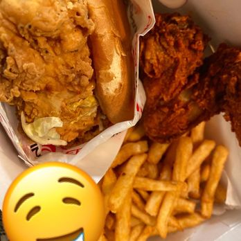 Wing Ferno - Chicken sandwich (original) Whole Nashville Wings (spicy) and fries ooohhhhh yessssss - Chicken Wings Near Me - Gardena, California Wing Ferno - Chicken sandwich (original) Whole Nashville Wings (spicy) and fries ooohhhhh yessssss - Chicken Wings Near Me - Gardena, California