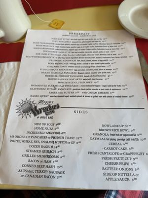 Maggie's Krooked Cafe & Juice Bar by null