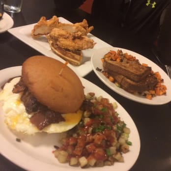 24 Diner - Diners Near Me - Austin, Texas