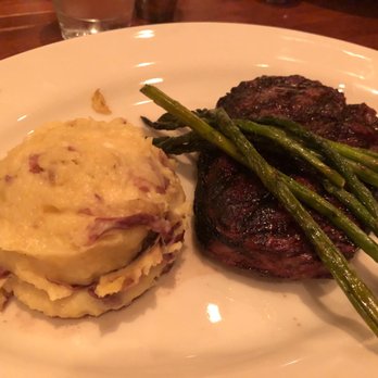 Weber Grill Restaurant - NY Strip - Barbeque Near Me - Lombard, Illinois