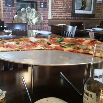 Table 87 - Gowanus - Pizza - Pizza Near Me - Brooklyn, New York