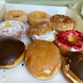 USA Homemade Donuts - a variety of doughnuts - Donuts Near Me - New Bedford, Massachusetts USA Homemade Donuts - a variety of doughnuts - Donuts Near Me - New Bedford, Massachusetts