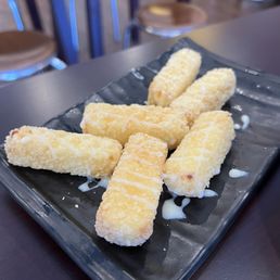 Crispy Milk Roll