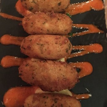 La Taberna Giralda - Spanish Near Me - Coral Gables, Florida