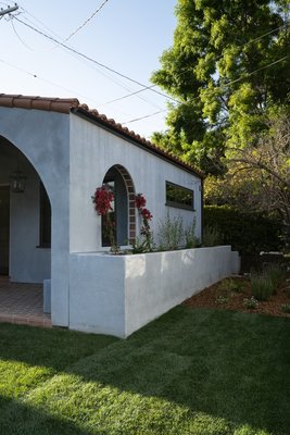 Ground-Up ADU Foundation & Retaining Wall in Los Angeles - Complete ground-up ADU construction project in Los Angeles near Griffith Park. Concrete Etc. installed a reinforced concrete foundation, masonry retaining walls, LID drainage system for Public Works compliance, and a new concrete driveway. Our licensed concrete contractors specialize in ADU foundations, driveways, retaining walls, patios, pool decks, and structural concrete throughout Los Angeles, the San Fernando Valley, and Santa Clarita. Serving residential and commercial clients since 2007 with quality craftsmanship and reliable service.