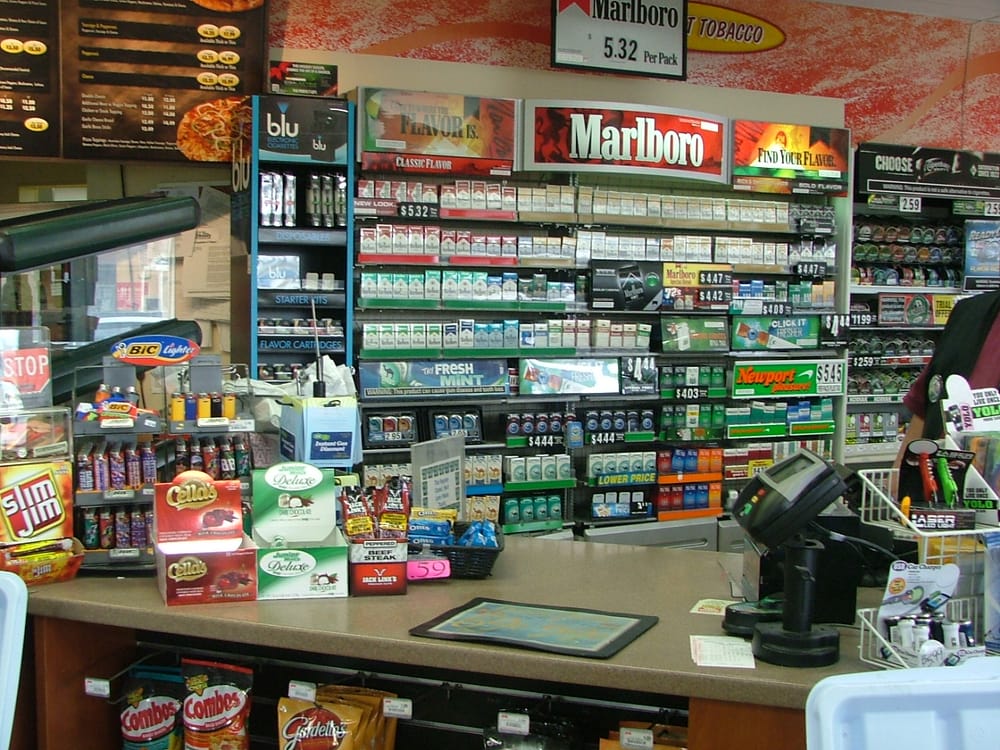 LASSUS HANDY DANDY 777 Parker Street, Warsaw, Indiana Convenience