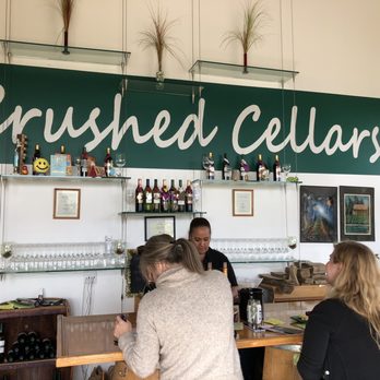 Crushed Cellars - Lisette was so pleasant - Wineries Near Me - Purcellville, Virginia