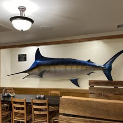 Darrell's Restaurant - Dining room