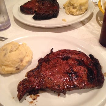 Leona General Store - Steakhouses Near Me - Leona, Texas