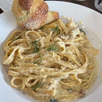 Flames to Flavor - Chicken fettuccine Alfredo - Seafood Near Me - Tallahassee, Florida Flames to Flavor - Chicken fettuccine Alfredo - Seafood Near Me - Tallahassee, Florida