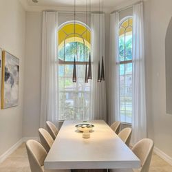 Hollywood Vertical Blinds