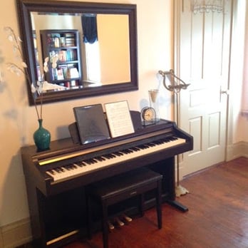 Leemhuis Voice Studio - The current voice studio in Cincinnati. - Musical Instruments & Teachers Near Me Leemhuis Voice Studio - The current voice studio in Cincinnati. - Musical Instruments & Teachers Near Me