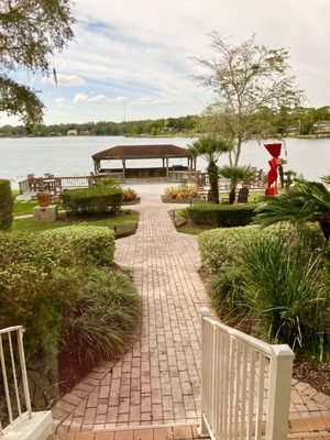 Enzo's on the Lake by null