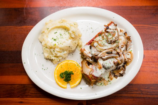 Austin's Restaurant by null