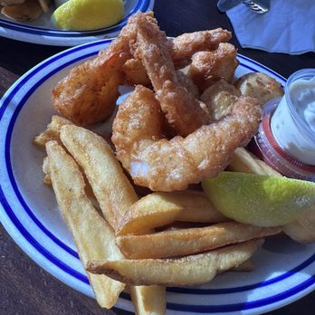 Barbara's Fishtrap - Scallops and prawns - Seafood Near Me - Half Moon Bay, California Barbara's Fishtrap - Scallops and prawns - Seafood Near Me - Half Moon Bay, California