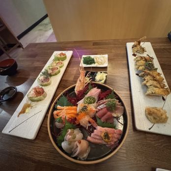 Sushi Club - 20pc "trust me" chefs special Fresh prince roll Godzilla roll - Sushi Bars Near Me - Brea, California Sushi Club - 20pc "trust me" chefs special Fresh prince roll Godzilla roll - Sushi Bars Near Me - Brea, California