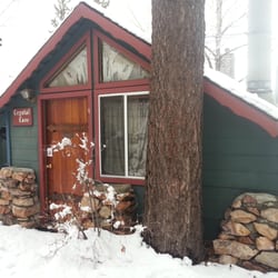 Castlewood Cottages - Outside of our cabin
